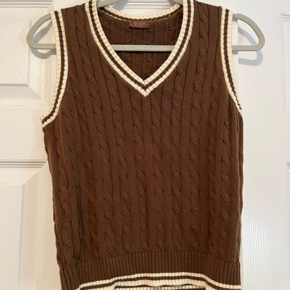 Brandy Melville Sweatervest